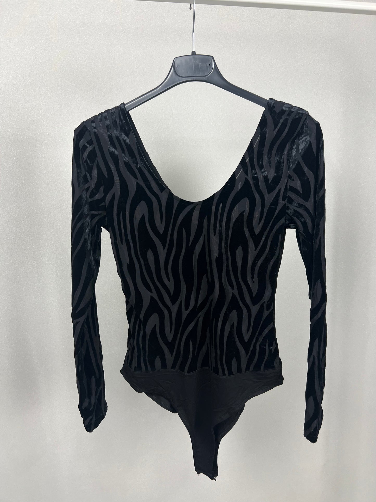 BODY ZEBRATO