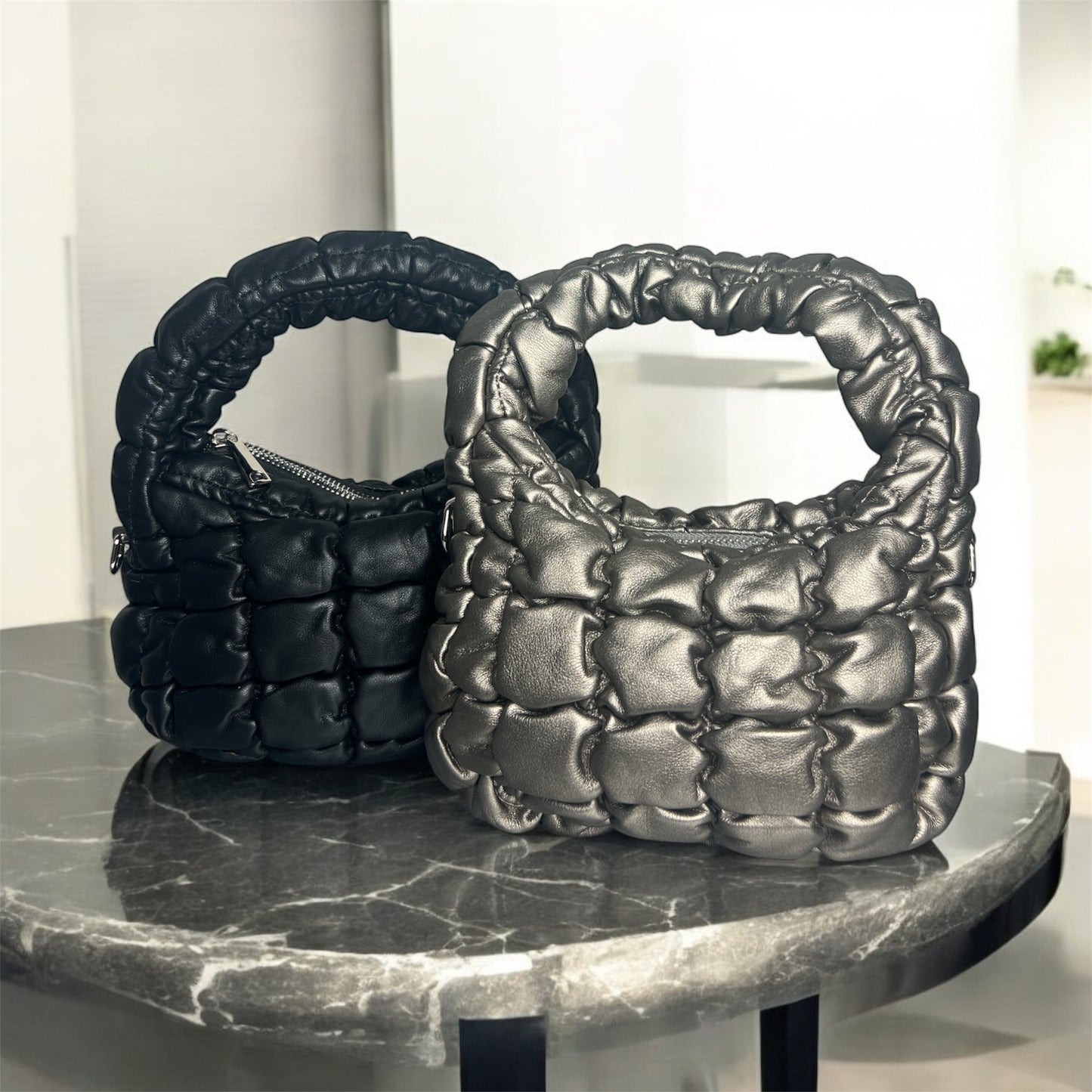BORSA MEZZALUNA